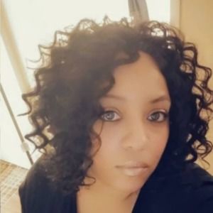 Meet your Posher, Charlotte